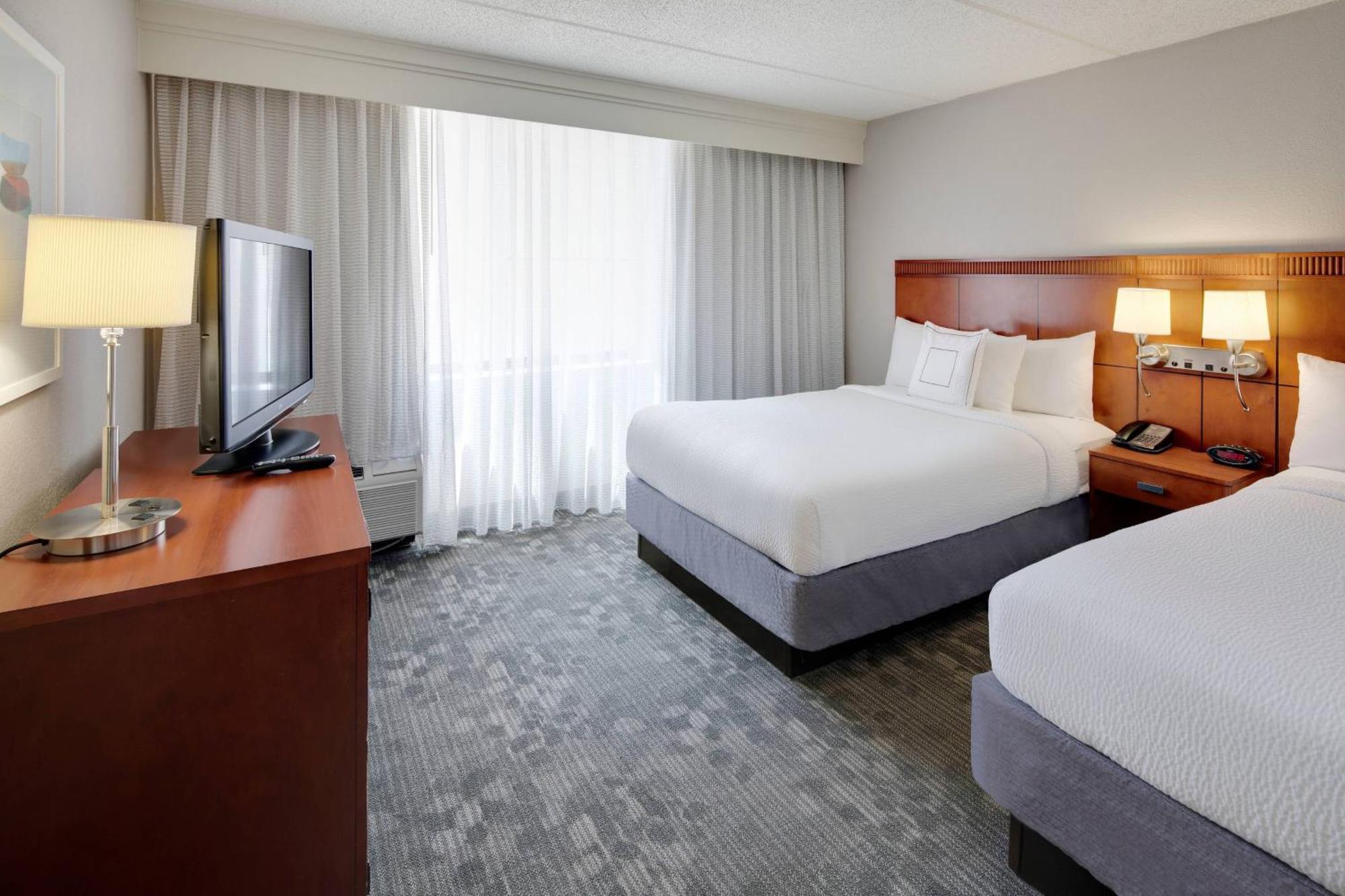 Courtyard By Marriott Atlanta Windy Hill/Ballpark Smyrna Exterior foto